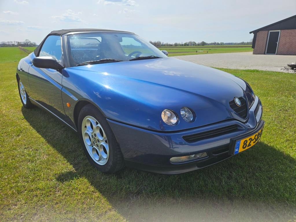 Alfa Romeo Spider 2.0 Twin Spark 16V 1996 Blauw, Auto's, Alfa Romeo, Voorwielaandrijving, Cabriolet, Blauw, Spider