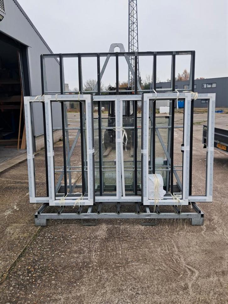 Kunststof kozijnen erkerkozijn nieuw, Doe-het-zelf en Verbouw, Kozijnen en Schuifpuien, Nieuw, Raamkozijn, Kunststof, Ophalen of Verzenden