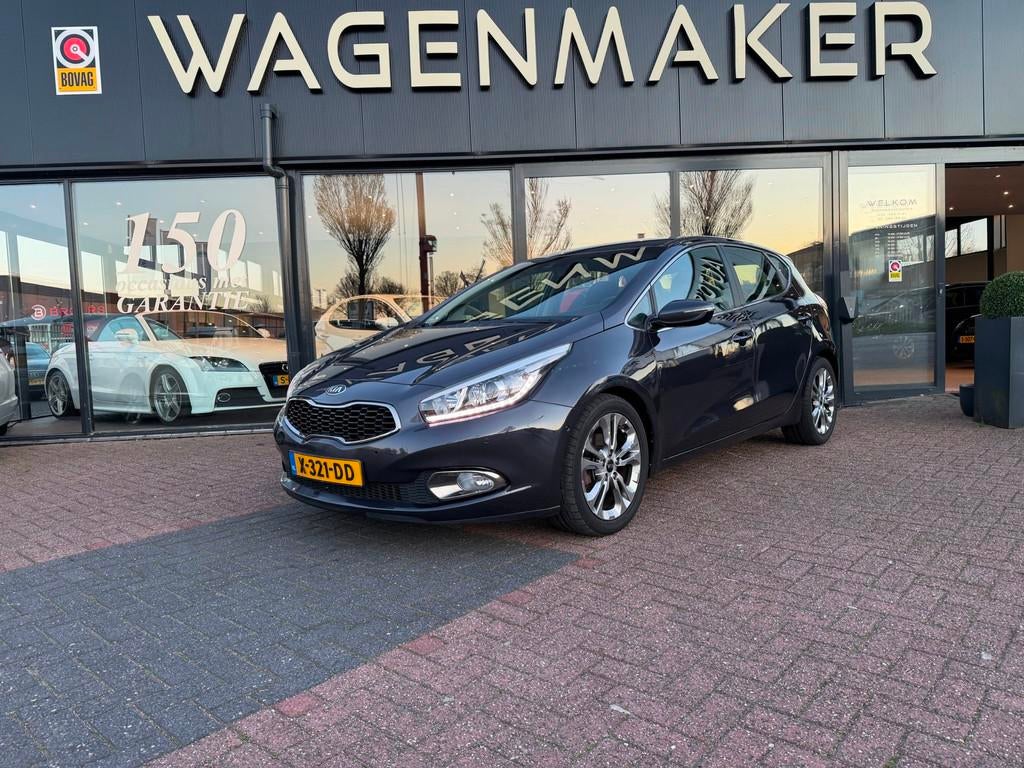 Kia Cee'd 1.6 GDI Super Pack Clima|Cruise|NAV|Stoel/Stuur vw, Auto's, Kia, Bedrijf, Te koop, (Pro) Cee d, ABS, Airbags, Airconditioning