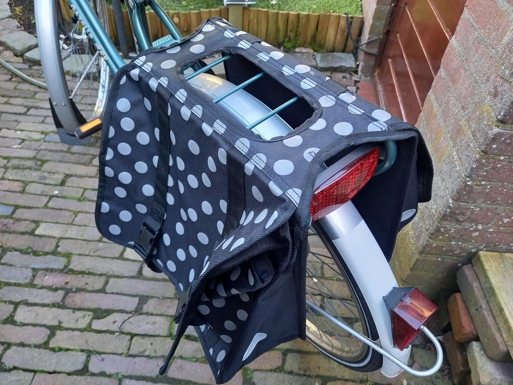 Div fietsmanden en tassen, Ophalen