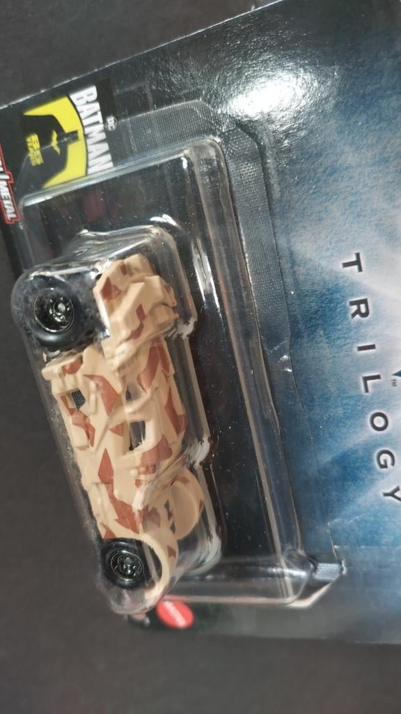 Batman Batmobile The Dark Knight 1:64 Hotwheels Pol, Auto, Nieuw, Ophalen of Verzenden, 1186mj 1 NL