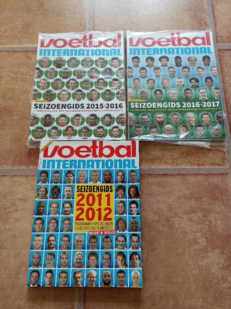 Voetbal International seizoensgidsen. 2 euro per stuk, Verzamelen, Ophalen of Verzenden, Zo goed als nieuw, Overige binnenlandse clubs