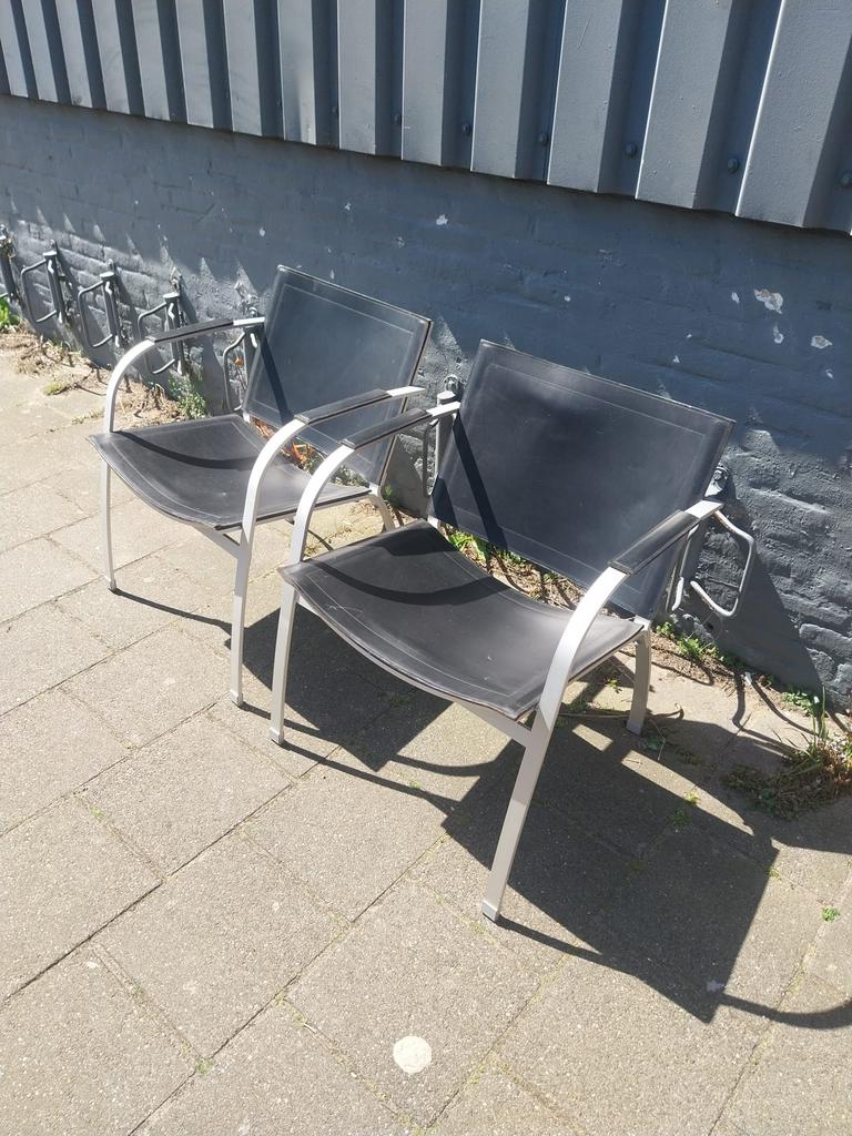 twee IKEA loungestoelen, ontworpen door Tord Björklund, Ophalen, Zo goed als nieuw