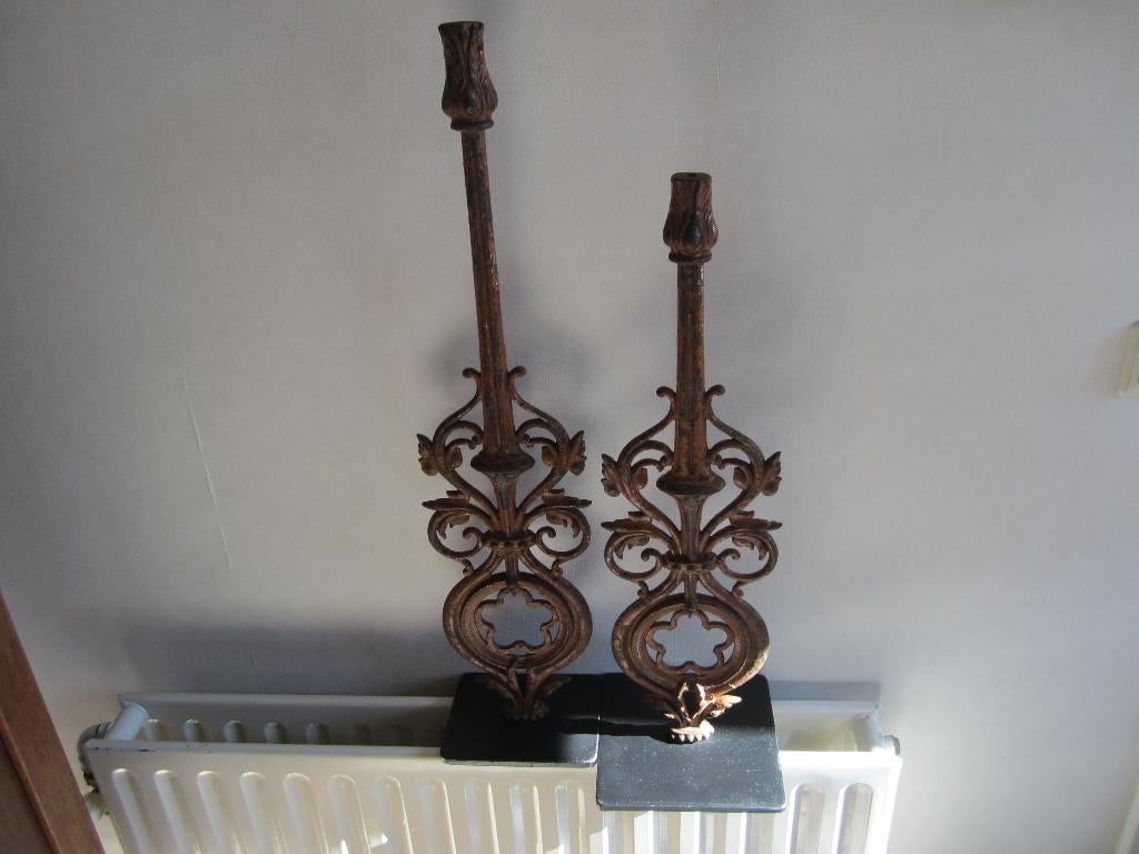 IJZEREN DECORATIE OUD, Ophalen