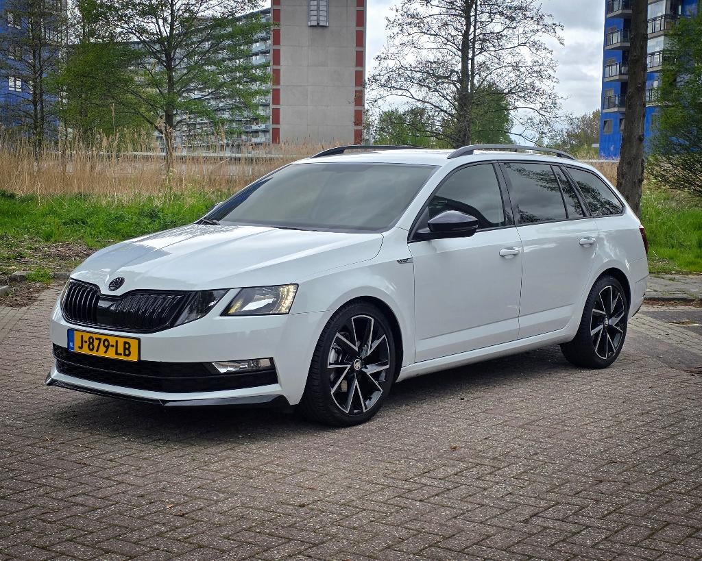 Skoda Octavia 1.5 TSI 150pk Sport Line DSG - Top Staat!, Stof, 1498 cc, 4 cilinders, 150 pk