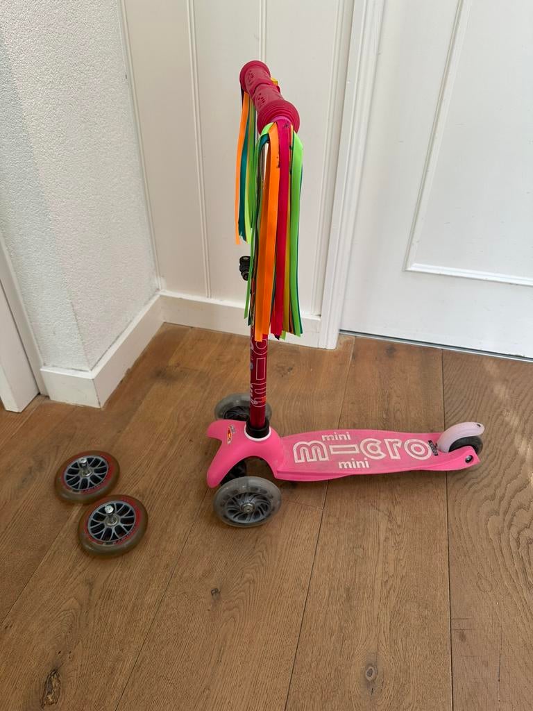 Micro Micro Eco Scooter voor kinderen, verstelbaar stuur, lichtgevende wielen, 2 tot 5 jaar, jongens en meisjes, mint