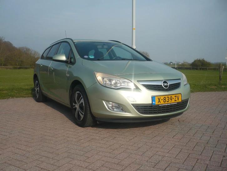 Opel Astra Sports Tourer 1.4 Turbo Edition 103KW Cruise, Auto's, Opel, Bedrijf, Astra, ABS, Airbags, Airconditioning, Boordcomputer