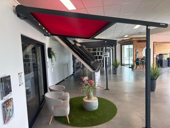 Pergola zonwering Plaza Viva 3000x3000 kleur 7016 showroommo, Tuin en Terras, Overige typen, Ophalen of Verzenden, Zo goed als nieuw