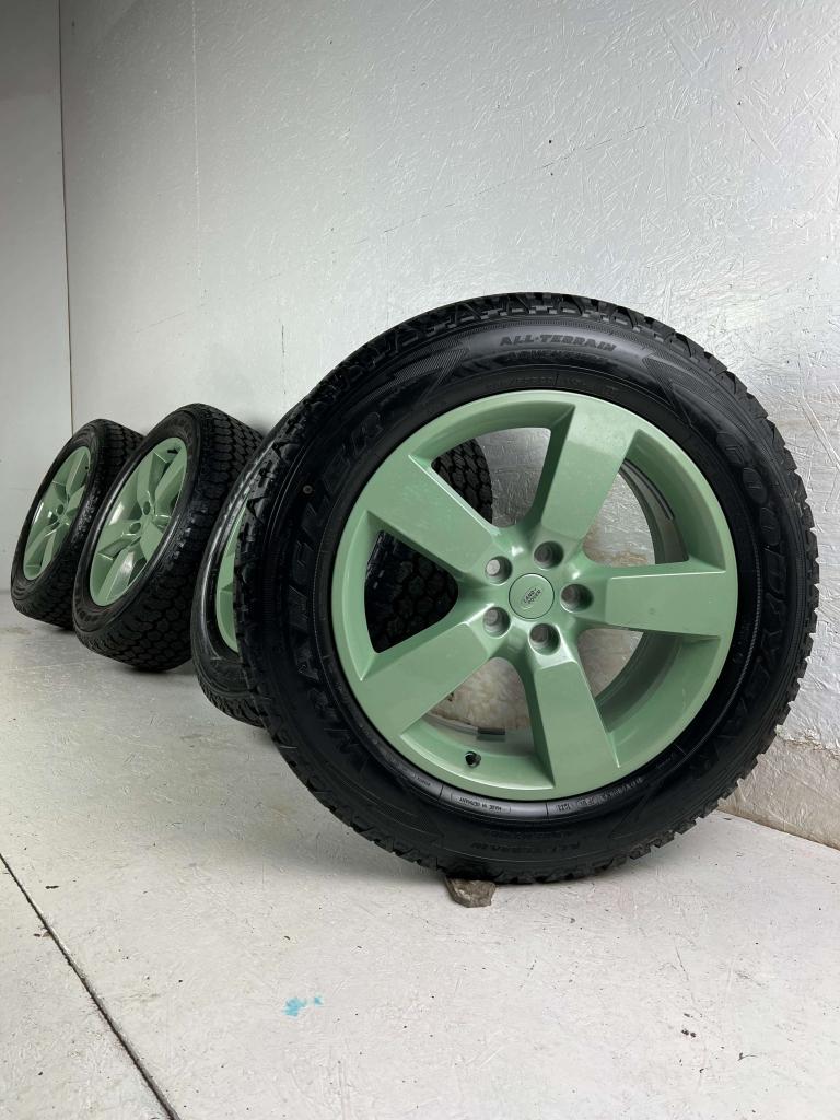 Originele Land Rover Defender L663 velg 20" 5x120 all-season, Niet ingevuld, Gebruikt, 255 mm, Banden en Velgen