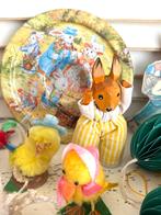 Lot vintage paasdecoratie honeycombs blikken eierdop hanger, Ophalen