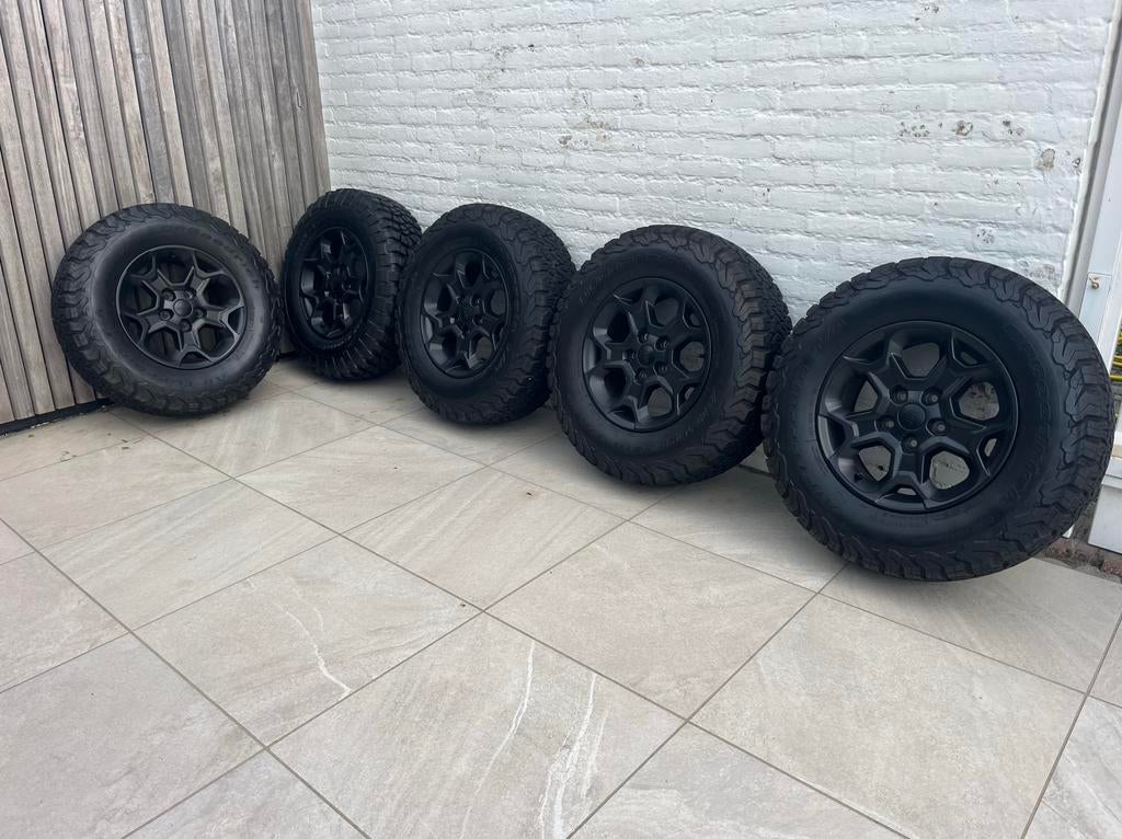 5 velgen met banden voor Jeep Wrangler JK 2007-2018, Ophalen, Gebruikt, 255 mm, Banden en Velgen
