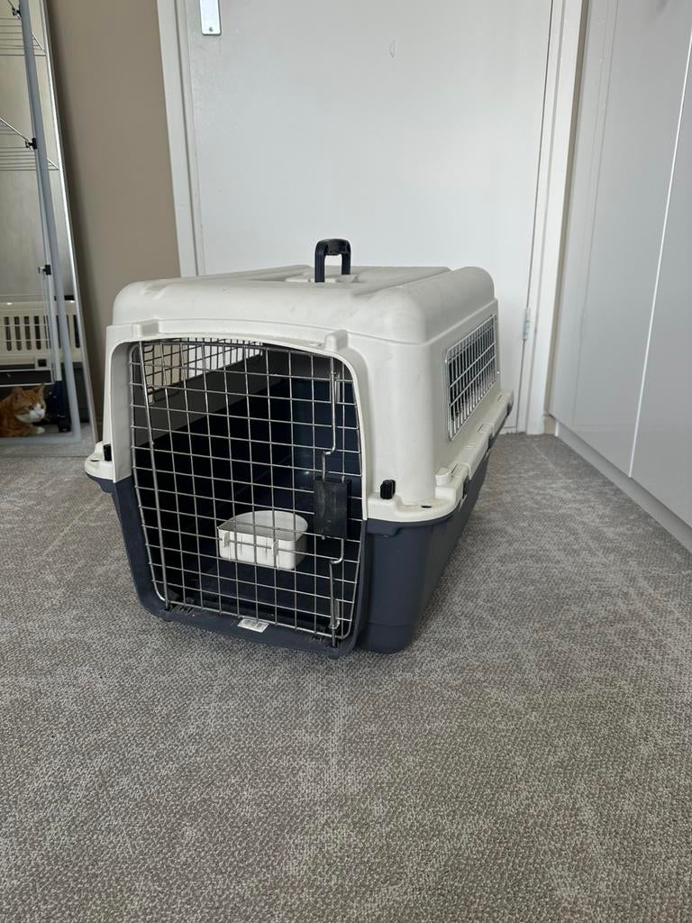 Bench vliegtuig transport hond kat huisdier maat M, Ophalen, Zo goed als nieuw