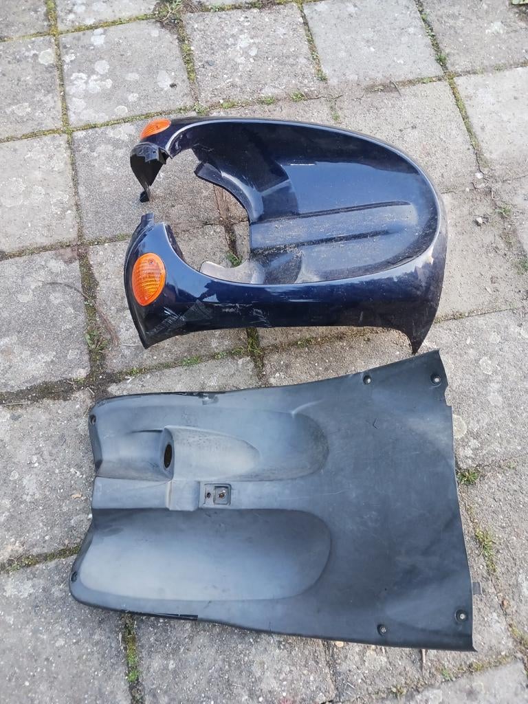 Voor kap en kniekap yamaha neos, Ophalen of Verzenden, Kap