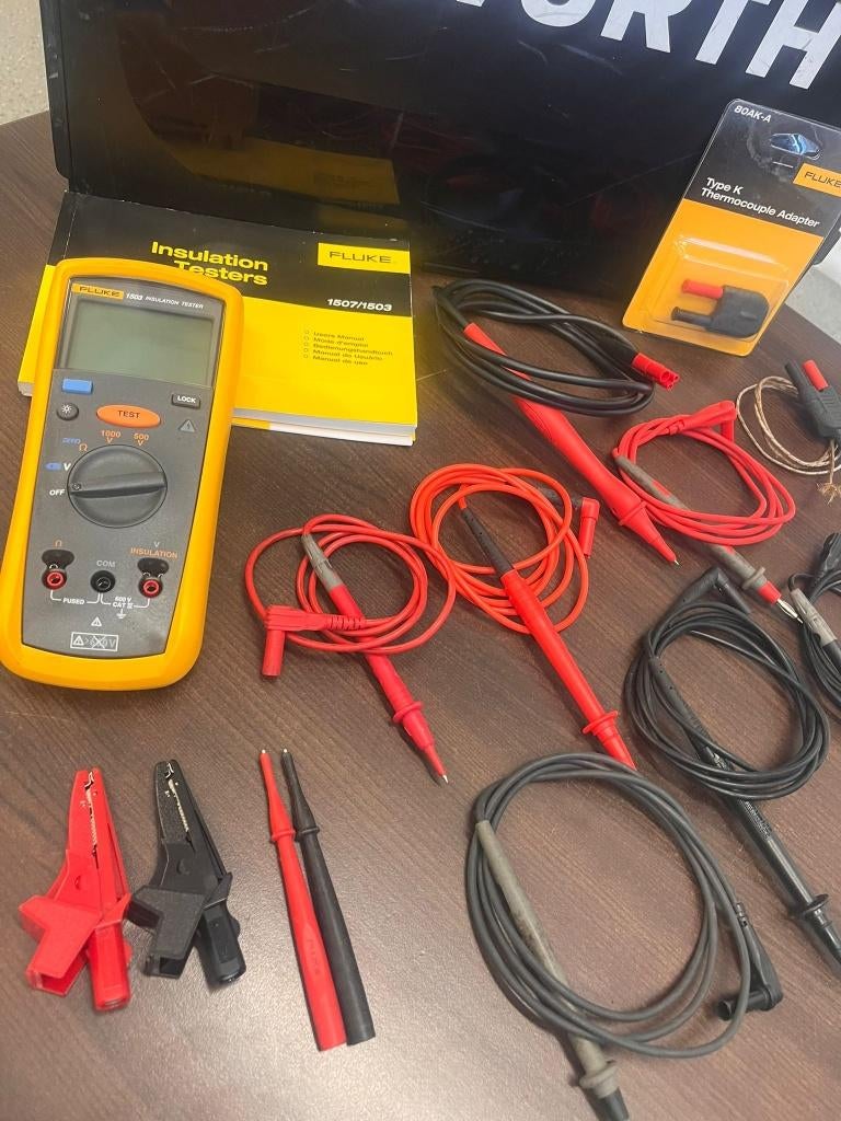 Fluke 1503 Isolatietester + toebehoren (complete set), Ophalen of Verzenden, Zo goed als nieuw, Multimeter