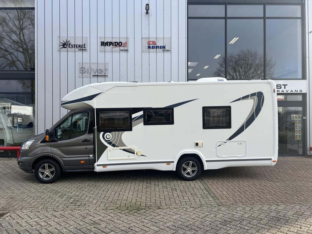 Chausson Welcome 737 Lage KM-Stand compleet, Caravans en Kamperen, Campers, Standaard zit, Ringverwarming, Luifel, Ford
