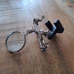Derde hand met vergrootglas voor hobby en precisiewerk, Ophalen, Gebruikt, Vergrootglas of Loep