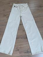 Jeans van Lois, ecru met stretch, maat 29, lengte 32, Ophalen of Verzenden, Zo goed als nieuw, Beige