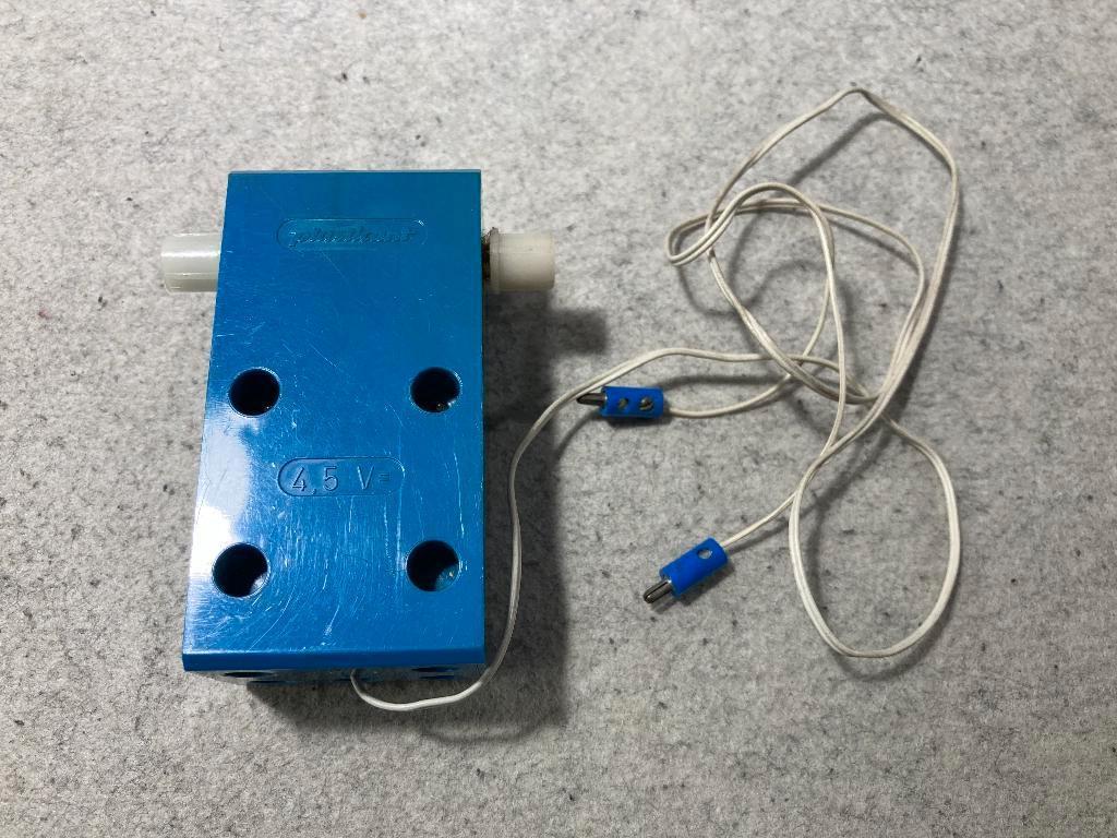 plasticant 4,5v motor vintage, Ophalen of Verzenden, Gebruikt, Overige merken