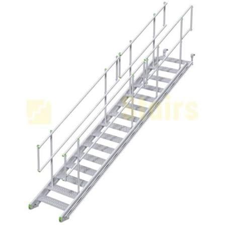 Zeer stevige bouwtrap 15 tredes, voor hoogtes 1,6-3 meter, Ophalen, Zo goed als nieuw, 4 meter of meer