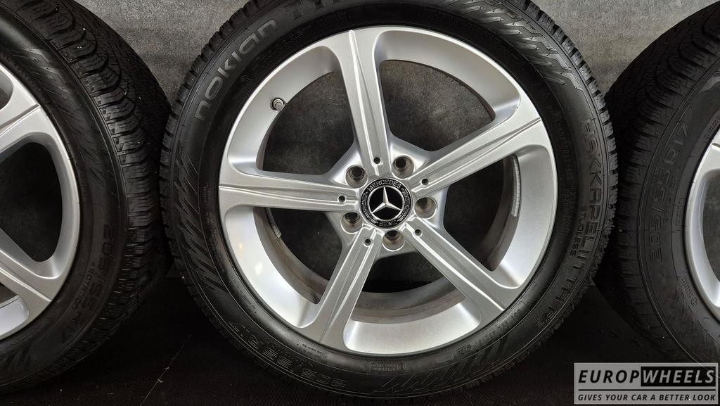 17 inch Mercedes A B CLA Klasse W247 W177 Winterbanden