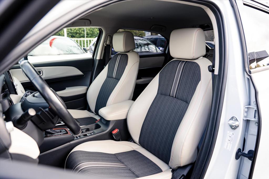 HONDA HR-V 1.5 Full Hybrid Advance Style Automaat | Dealeron, Euro 6, Leder en Stof, Wit, Bedrijf
