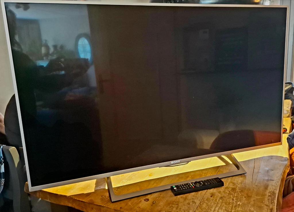 Sony 49 inch 4K TV met standaard en afstandsbediening, Ophalen, Gebruikt, 4k (UHD), Sony