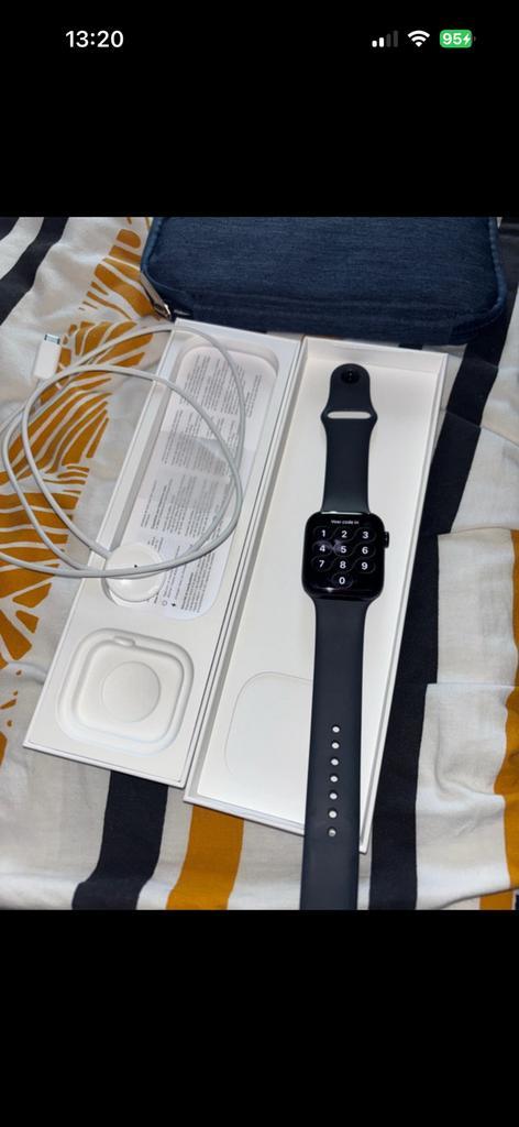 APPLE watch SE 44mm Midnight S, Sieraden, Tassen en Uiterlijk, Smartwatches, Zo goed als nieuw, iOS, Zwart, Afstand, Calorieverbanding