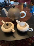 Vintage theepot, suikerpot en melkkan set, Gebruikt, Keramiek, Overige typen, Ophalen of Verzenden