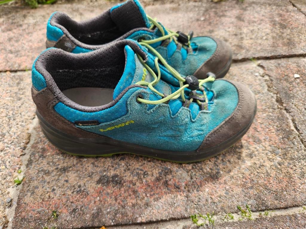 Lowa wandelschoenen kind maat 32, Ophalen of Verzenden
