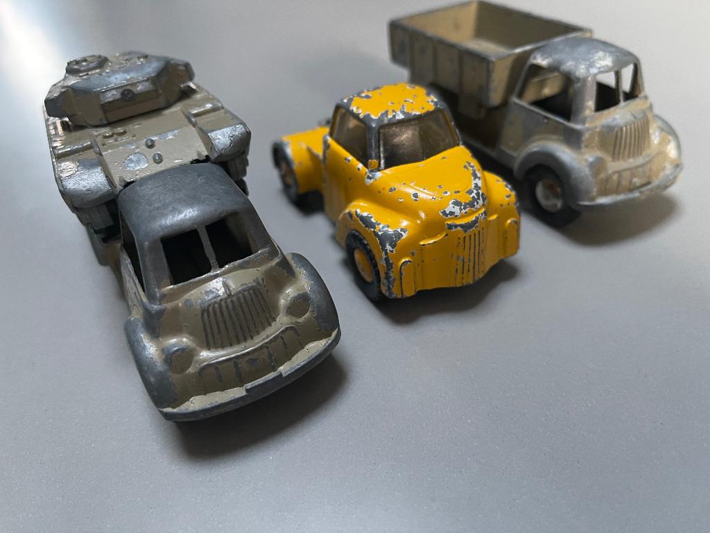 3 Camda (Israël) vrachtwagens en tank (zeldzaam)