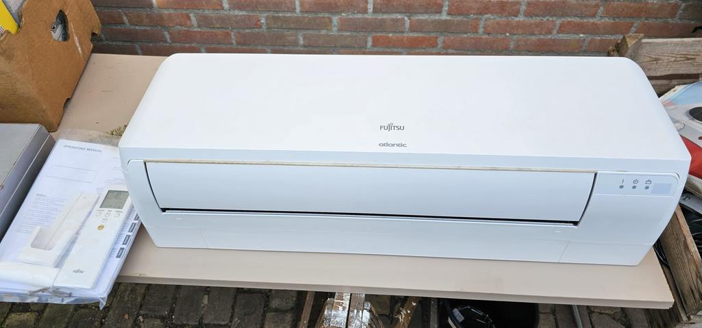 Fujitsu DC inverter Atlantic R32 airco, Witgoed en Apparatuur, Airco's, Ophalen, Gebruikt, Wandairco, Afstandsbediening