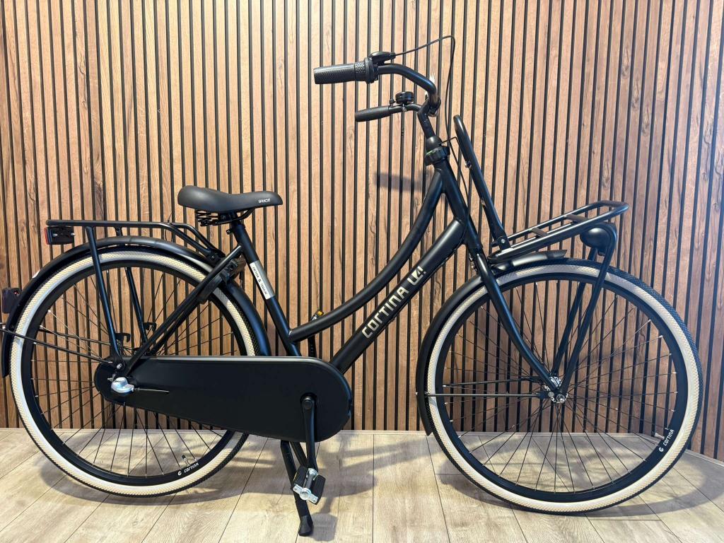 Nieuw: Cortina U4 | 3versnellingen SHOWMODEL, Fietsen en Brommers, Fietsen | Dames | Damesfietsen, Terugtraprem, 53 tot 56 cm