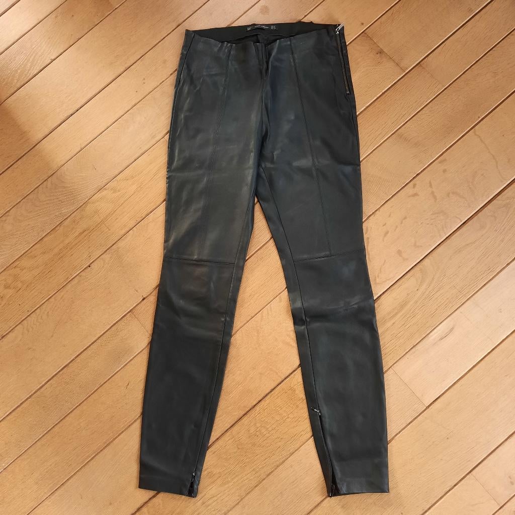 ZARA broek legging PU leer maat 28 maat M, Maat 38/40 (M), Ophalen of Verzenden, Zo goed als nieuw, Lang