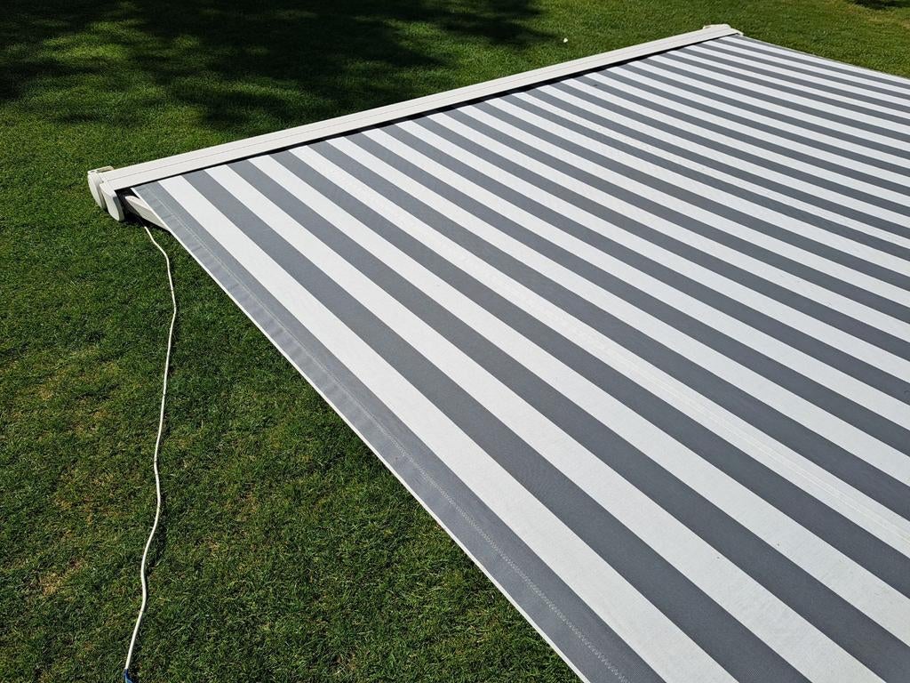 Zonnescherm 4x3 verano Elektrisch grijs GROTE UITVAL 380x300, Elektrisch, Ophalen of Verzenden, Zo goed als nieuw, 250 cm tot 450 cm