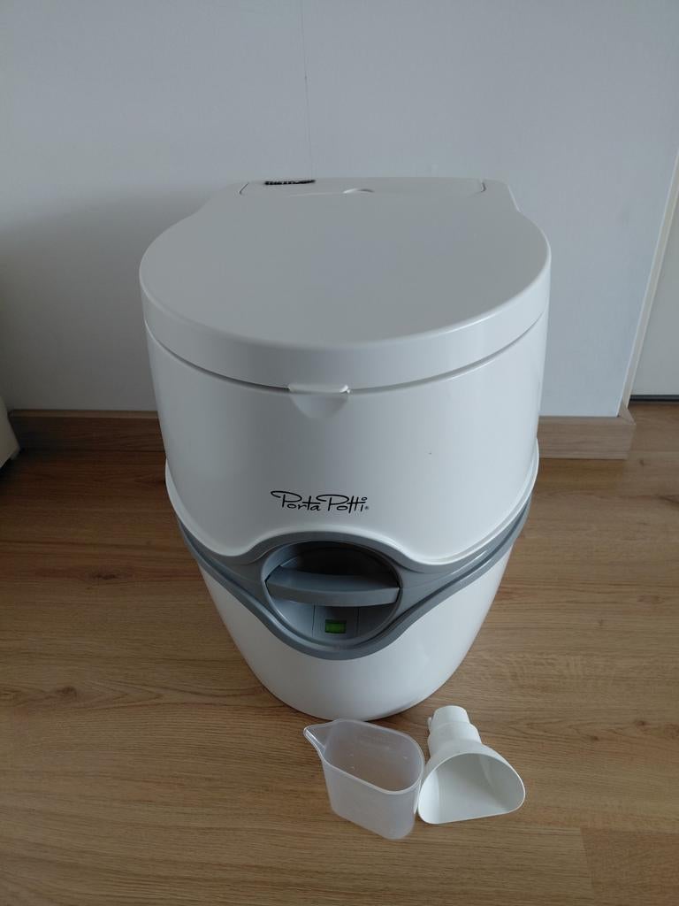 Thetford Porta Potti 565P, Ophalen, Zo goed als nieuw