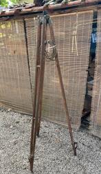 Landmeter statief voor lamp., Ophalen, Gebruikt