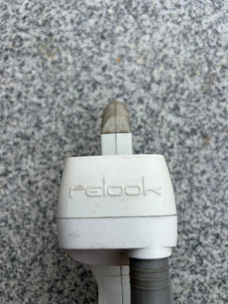 LNB RE-S1EC van de schotel op een camper., Ophalen of Verzenden, Zo goed als nieuw