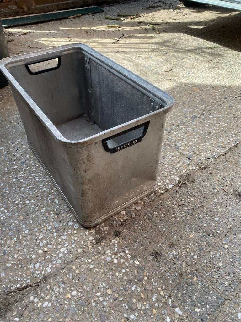 Aluminium stapelbakken Gmöhling, Doe-het-zelf en Verbouw, Kratten en Dozen, Gebruikt, 50 tot 75 cm, Ophalen of Verzenden, Minder dan 40 cm