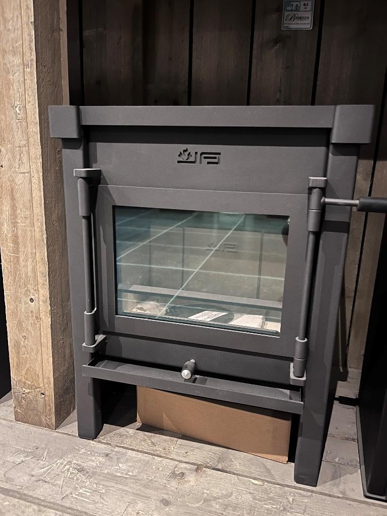 Jacobus 9 houtkachel, Ophalen, Vrijstaand, Hout, Nieuw