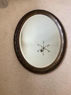 Ovale spiegel met sierlijke bronzen lijst, Ophalen of Verzenden, Ovaal, 50 tot 100 cm