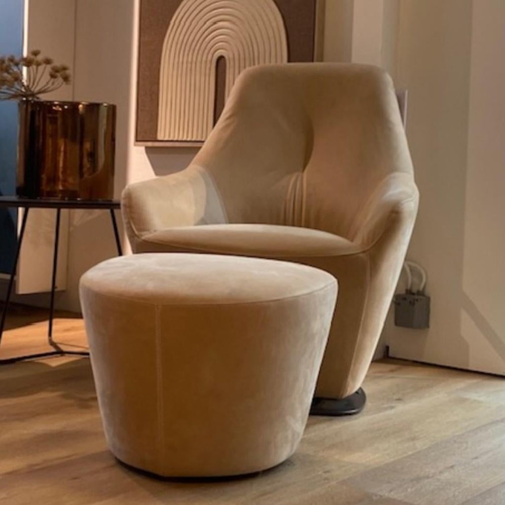 Leolux Cantate Clubfauteuil + Hocker, Ophalen, Design, Nieuw, 75 tot 100 cm