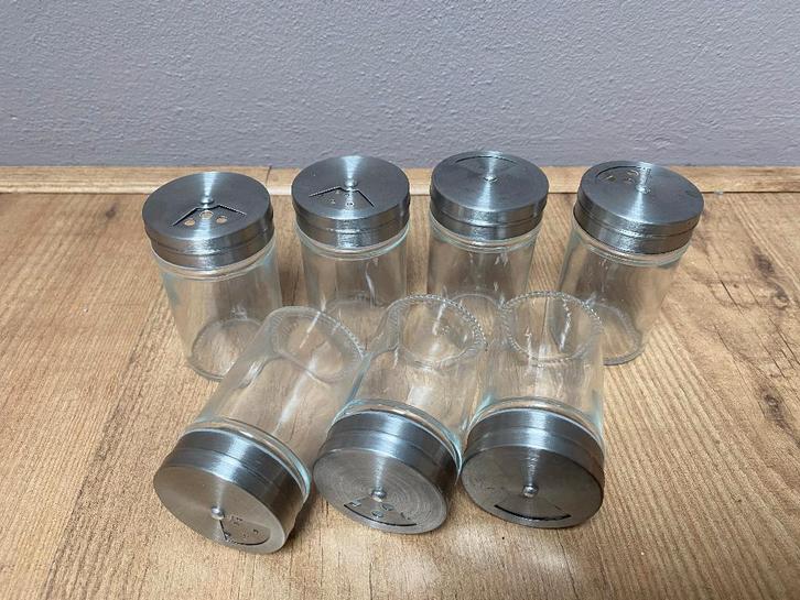 7 Kruidenpotjes van glas, Huis en Inrichting, Keuken | Keukenbenodigdheden, Zo goed als nieuw, Ophalen of Verzenden