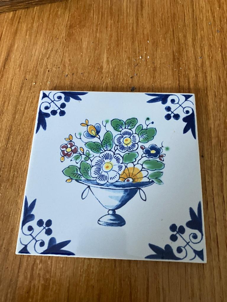 Tegel bloem Westraven, Verzenden