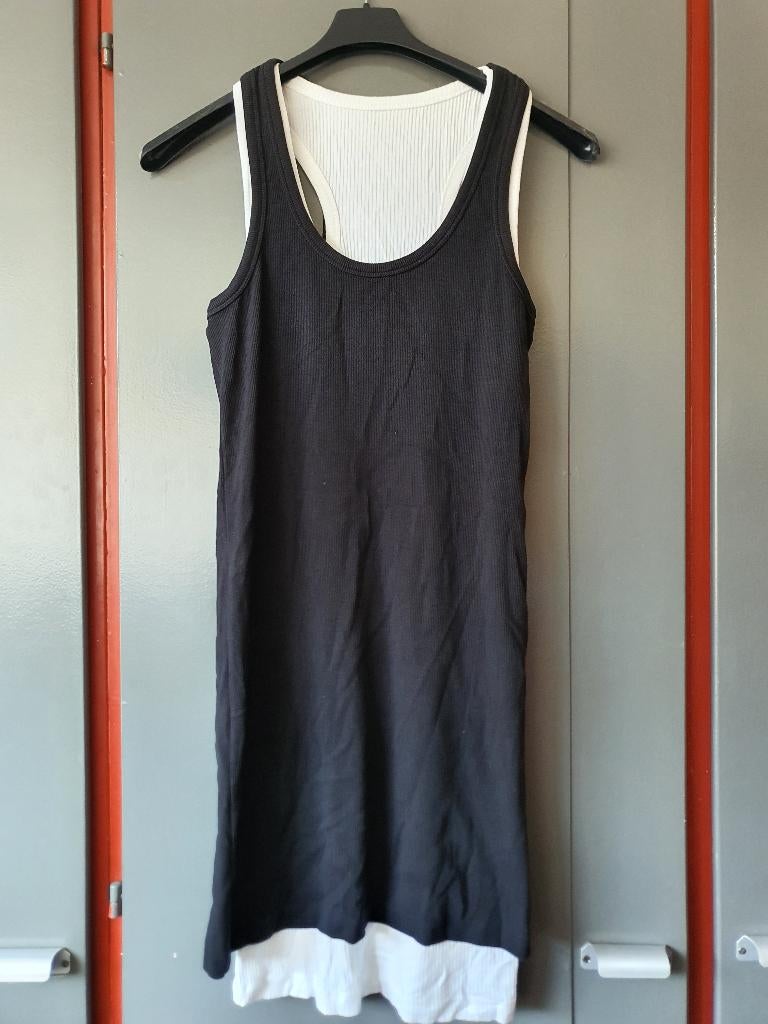 NIKKIE Jurk Zwart/Wit 38, Maat 38/40 (M), Wit, Ophalen of Verzenden, Zo goed als nieuw