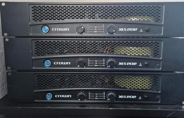 Crown XLS 202 versterkers, Audio, Tv en Foto, Versterkers en Receivers, 120 watt of meer, Overige merken, Ophalen of Verzenden