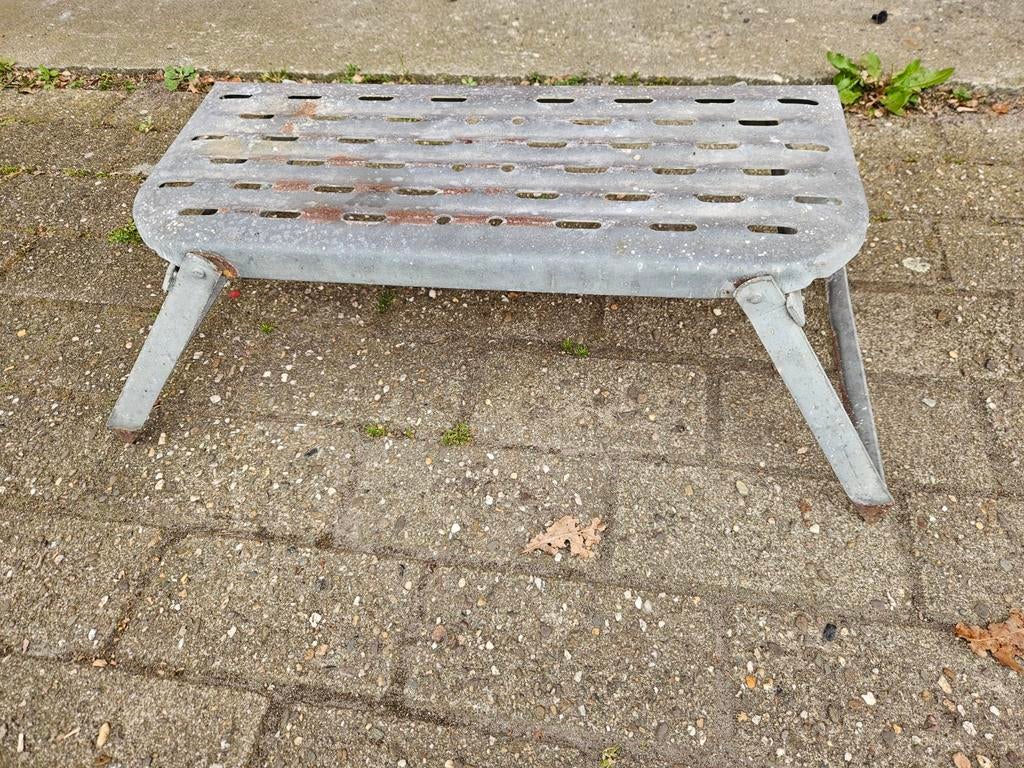 Zinken camper opvouwbare opstapkrukje / opstap trapje, Caravans en Kamperen, Camper-accessoires, Ophalen of Verzenden, Gebruikt