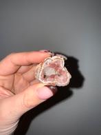 Roze Amethist Geode, Verzamelen, Mineralen en Fossielen, Ophalen of Verzenden, Mineraal