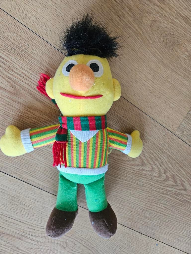 Bert ( Sesamstraat) knuffel, Ophalen of Verzenden, Gebruikt, Overige typen
