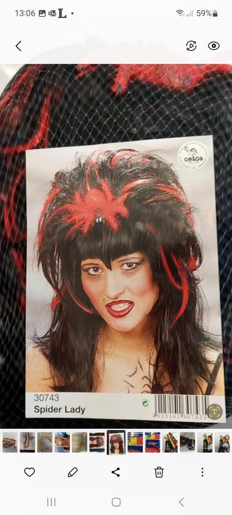 Zeer mooie zwarte pruik met rode spin in, Kleding | Dames, Ophalen, Zo goed als nieuw, Carnaval