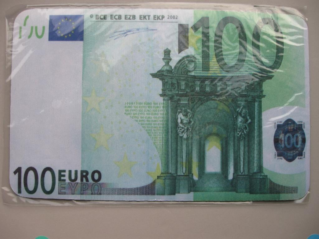 MUISMAT MET OPDRUK 100 EURO., Computers en Software, Muismatten, Ophalen of Verzenden, Nieuw, Onbekend